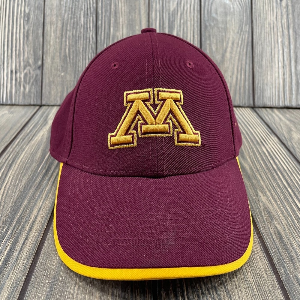 Minnesota Golden‎ Gophers NCAA Nike Dri-Fit Adjustable Hat Cap Maroon